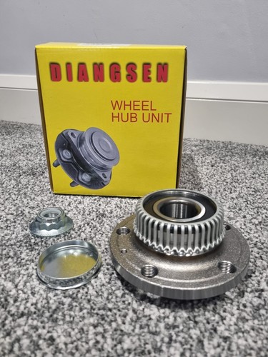 Rear wheel bearing hub golf - rear,